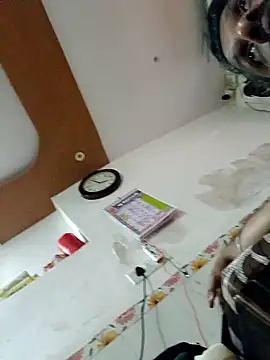 Snapshot of carria_homes chatting on January 20, 10:29 am carria homes online show from January 20, 10:29 am