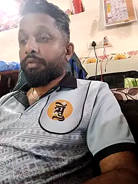 Snapshot of carria_homes chatting on February 1, 9:43 am carria homes online show from February 1, 9:43 am