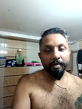 Snapshot of carria_homes chatting on February 2, 6:10 pm carria homes online show from February 2, 6:10 pm