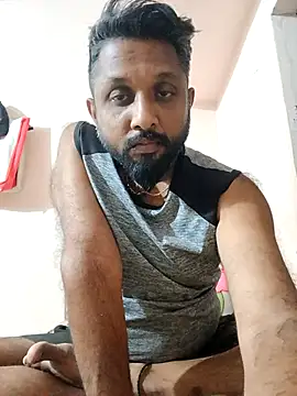 Snapshot of carria_homes chatting on February 15, 6:23 pm carria homes online show from February 15, 6:23 pm