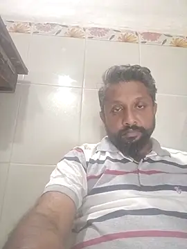 Snapshot of carria_homes chatting on March 18, 1:31 pm carria homes online show from March 18, 1:31 pm