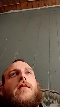 Snapshot of 618fuckupp chatting on February 12, 4:44 am 618fuckupp online show from February 12, 4:44 am