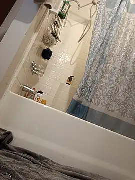 Snapshot of 618fuckupp chatting on December 16, 4:23 pm 618fuckupp online show from December 16, 4:23 pm