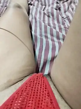 Snapshot of casalhot2533 chatting on January 3, 11:23 pm casalhot2533 online show from January 3, 11:23 pm