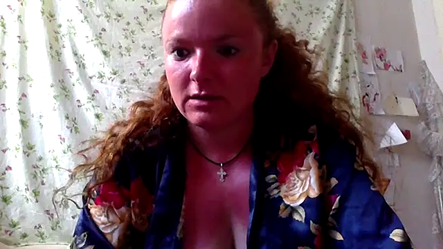 Snapshot of Rae_Jeannie chatting on June 30, 7:31 am Rae Jeannie online show from June 30, 7:31 am