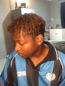 Snapshot of Redfucks333 chatting on February 4, 10:26 pm Redfucks333 online show from February 4, 10:26 pm