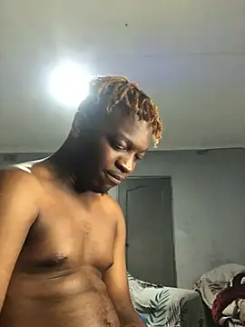 Snapshot of Redfucks333 chatting on March 14, 10:15 pm Redfucks333 online show from March 14, 10:15 pm