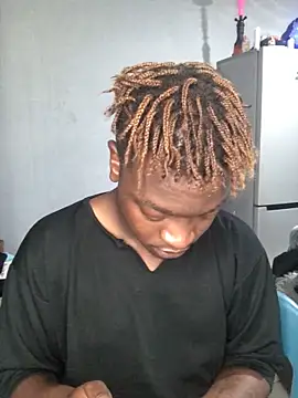 Snapshot of Redfucks333 chatting on March 22, 8:51 am Redfucks333 online show from March 22, 8:51 am