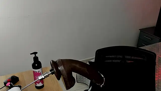 Snapshot of Geabloom chatting on September 18, 12:07 pm Geabloom online show from September 18, 12:07 pm