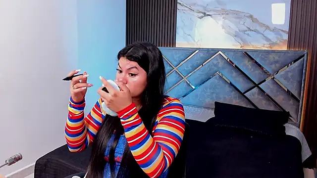 Snapshot of Geabloom chatting on September 20, 10:27 am Geabloom online show from September 20, 10:27 am