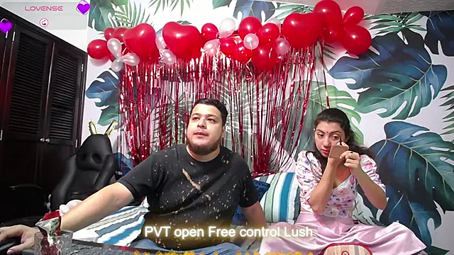 Snapshot of narendra_dayaramm chatting on February 15, 12:33 pm narendra dayaramm online show from February 15, 12:33 pm