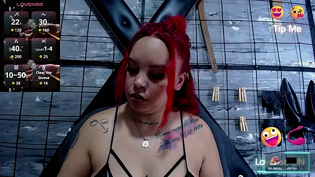 Snapshot of Alana_Roth chatting on November 10, 7:13 pm Alana Roth online show from November 10, 7:13 pm