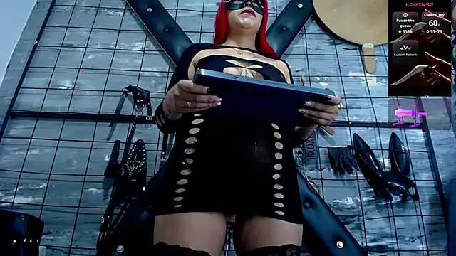 Snapshot of Alana_Roth chatting on November 14, 7:12 pm Alana Roth online show from November 14, 7:12 pm