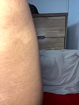 Ninabrunette18 online show from October 28, 11:36 am