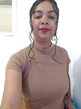 Snapshot of Brendabluee chatting on January 3, 7:07 pm Brendabluee online show from January 3, 7:07 pm