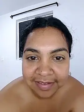 Snapshot of Brendabluee chatting on January 11, 5:31 am Brendabluee online show from January 11, 5:31 am