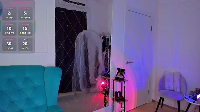 Lina Bennet online show from May 8, 1:44 am