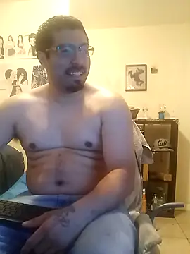 Snapshot of k1oudE chatting on November 24, 11:26 pm k1oudE online show from November 24, 11:26 pm