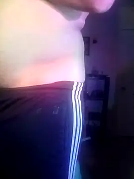 Snapshot of k1oudE chatting on December 4, 9:40 am k1oudE online show from December 4, 9:40 am