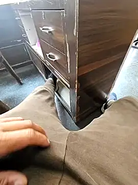 Snapshot of pyasevickybabu563 chatting on January 24, 6:35 am pyasevickybabu563 online show from January 24, 6:35 am