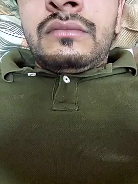 Snapshot of pyasevickybabu563 chatting on March 9, 2:10 pm pyasevickybabu563 online show from March 9, 2:10 pm