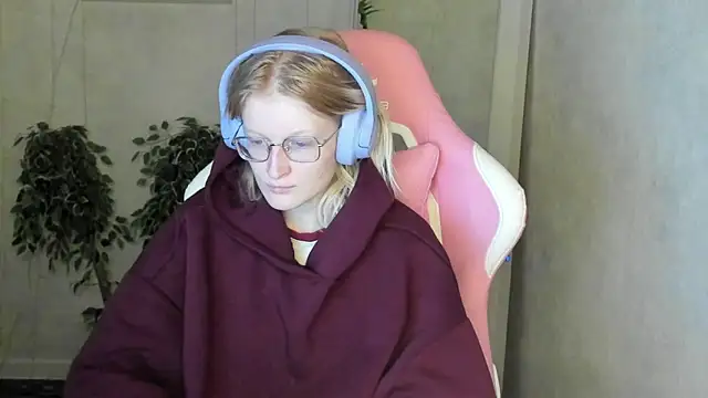 ElizabethHarpper online show from November 27, 12:35 am