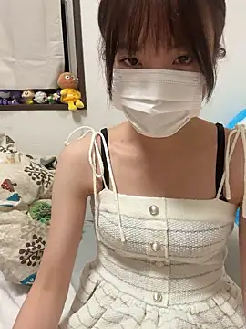 RIRI Chan  online show from July 25, 12:03 pm