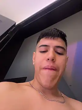 Angel Khouri online show from October 25, 4:09 am