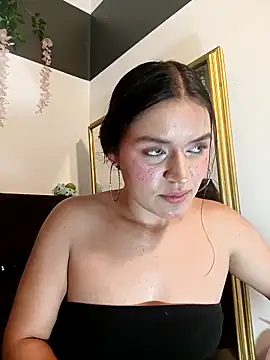 Snapshot of Danni_shy chatting on May 10, 8:58 pm Danni shy online show from May 10, 8:58 pm