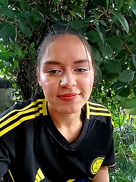 Snapshot of Danni_shy chatting on June 15, 6:54 pm Danni shy online show from June 15, 6:54 pm