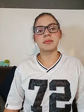 Danni shy online show from July 22, 10:01 pm