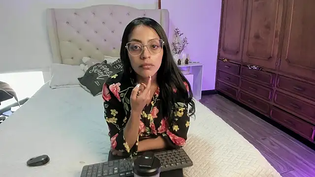 Xewa  online show from October 27, 9:30 pm