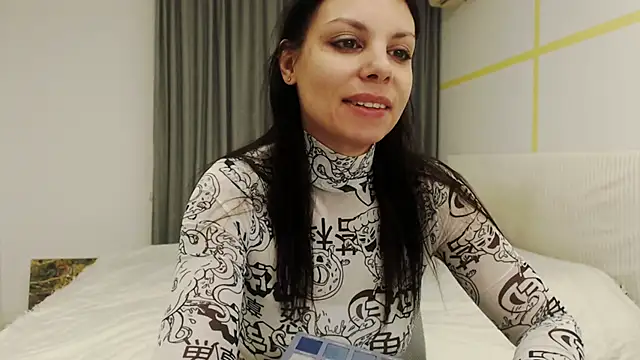 MissAprilBlack online show from October 29, 9:00 am