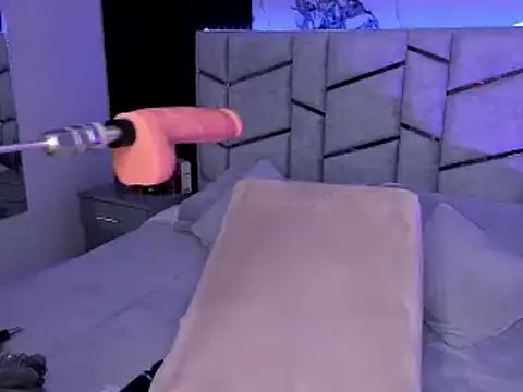 daniiphoeniixx online show from January 27, 11:22 pm