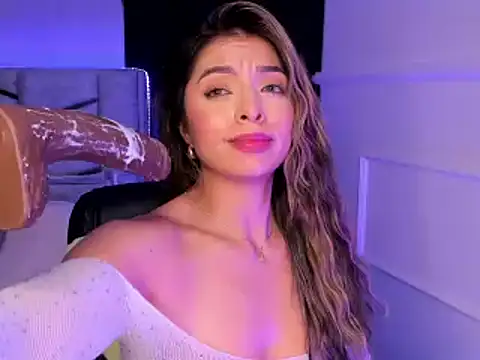 daniiphoeniixx online show from February 22, 6:39 am