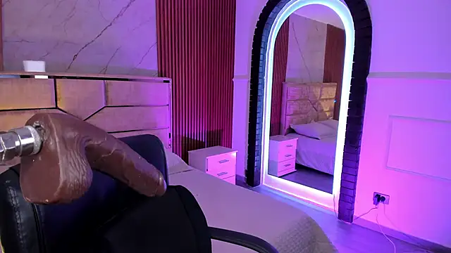 daniiphoeniixx online show from November 7, 7:36 pm