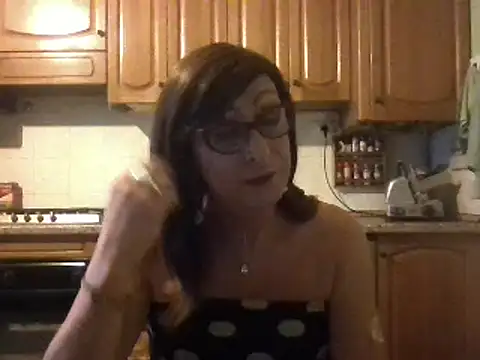 Tiabet online show from October 28, 9:39 pm