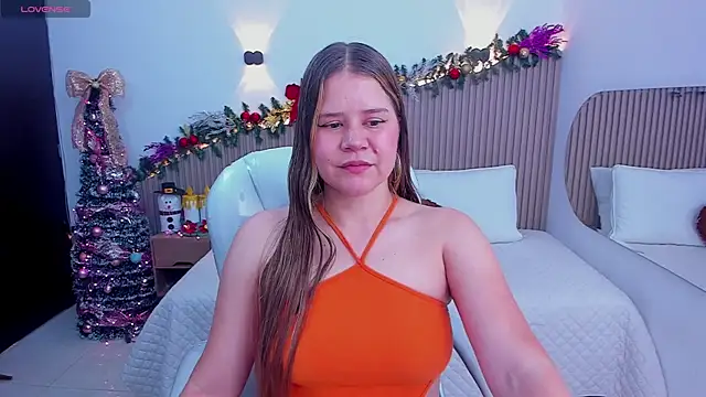 Annie kurt  online show from December 13, 8:14 pm