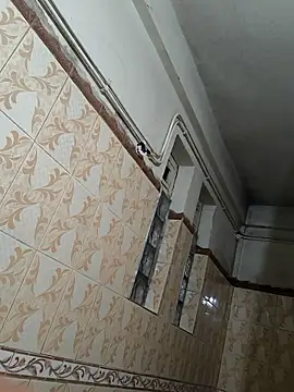 Snapshot of KlachDZ chatting on February 15, 6:01 pm KlachDZ online show from February 15, 6:01 pm