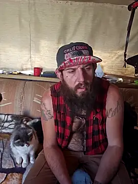 StruggleSnuggles online show from November 7, 9:04 pm