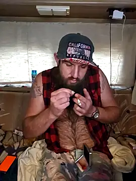 StruggleSnuggles online show from November 21, 11:03 pm