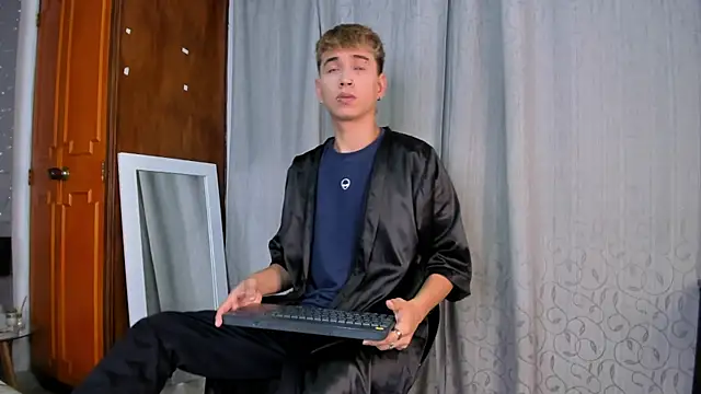 Brian-Ausslos online show from January 30, 4:37 am