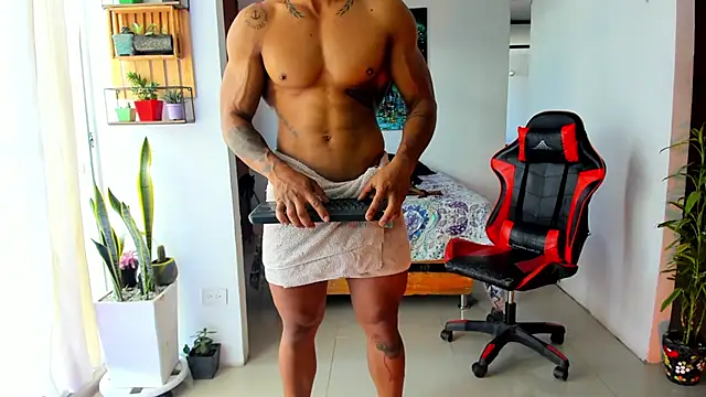 Adam Valenciia online show from November 7, 4:51 pm