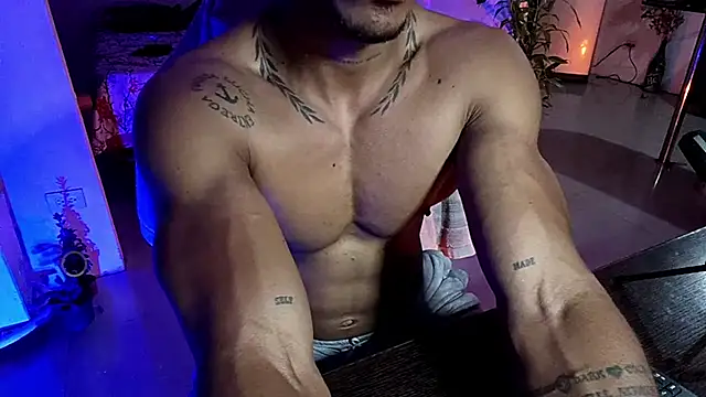 Adam Valenciia online show from January 17, 4:39 am