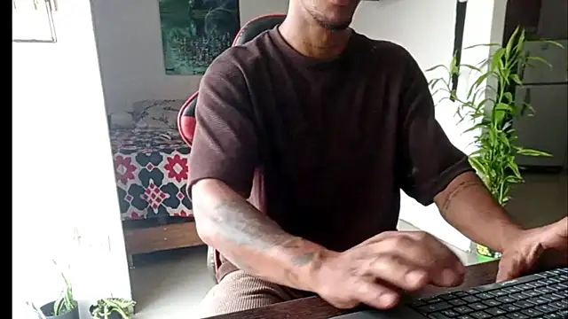 Snapshot of Adam_Valenciia chatting on June 9, 3:45 pm Adam Valenciia online show from June 9, 3:45 pm