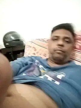 Snapshot of jemes21in chatting on January 11, 7:08 pm jemes21in online show from January 11, 7:08 pm