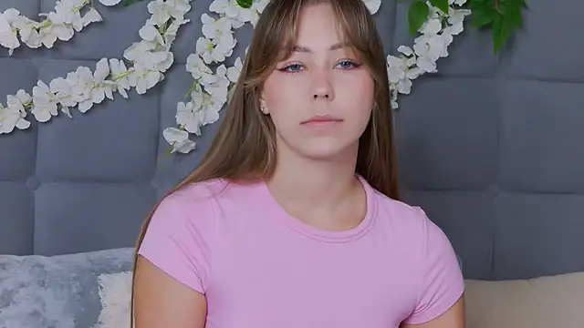 TheEmma online show from November 26, 8:15 am