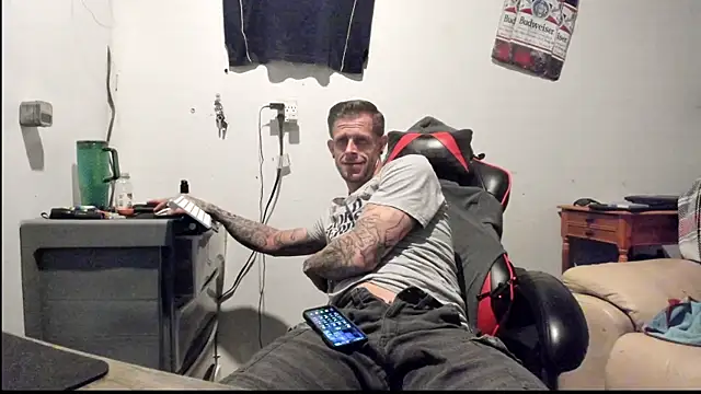 JamesMichael88 online show from March 2, 12:42 am