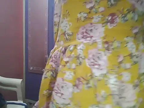 Hot-shanvi online show from December 3, 6:28 pm