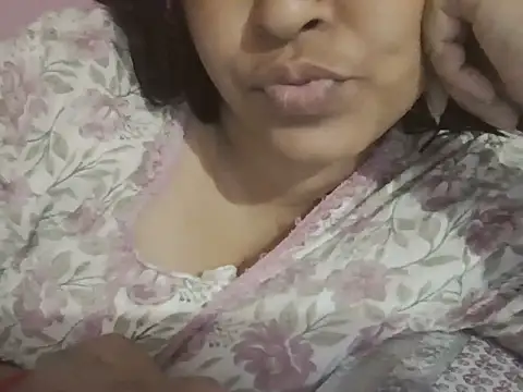 Hot-shanvi online show from April 24, 11:23 am